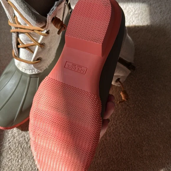 Sperry Waterproof Boots - Picture 4 of 5